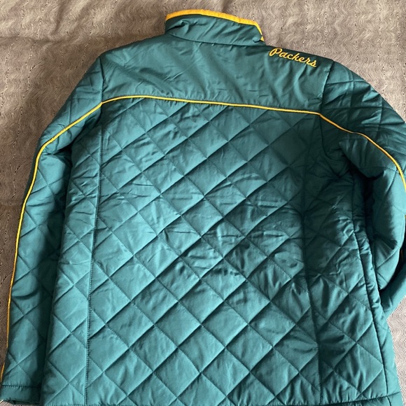 Green Bay Packers light weight jacket - Picture 3 of 3